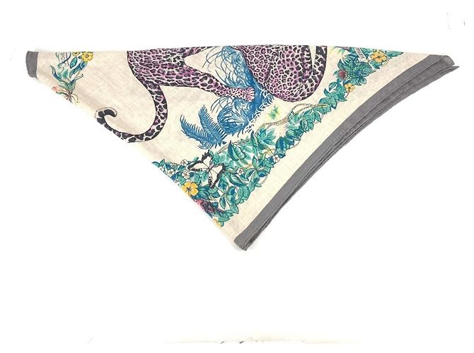 Silk In Hermès Hermes Jungle Love Triangle Géant Shawl Brown Multiple colors - view 8