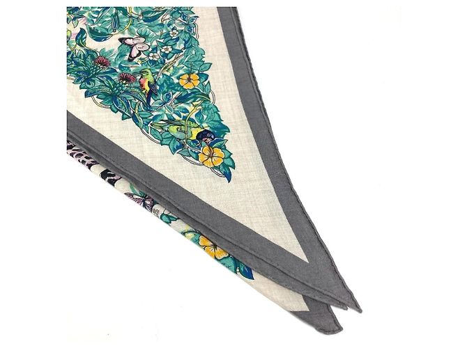 Silk In Hermès Hermes Jungle Love Triangle Géant Shawl Brown Multiple colors - view 9