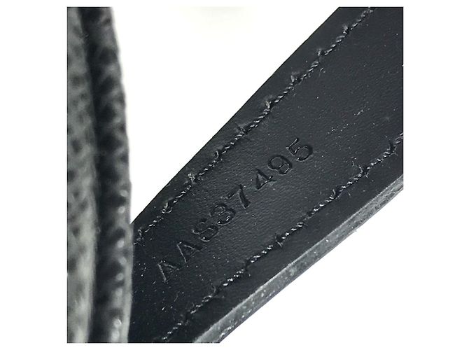 Borsa a mano in pelle Taiga Louis Vuitton Nero - vista 14
