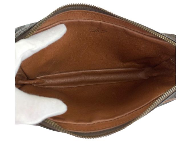 Borsa Clutch Louis Vuitton Monogram Marly Dragonne PM Marrone - vista 7