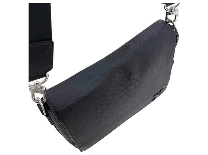 Borsa a spalla in pelle blu navy Louis Vuitton - vista 8