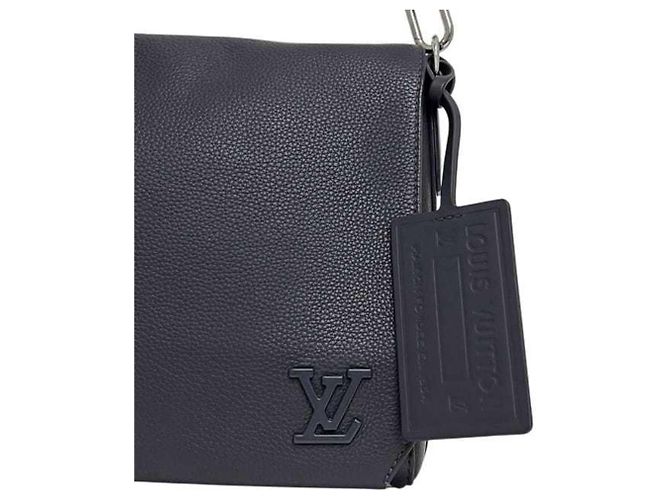 Borsa a spalla in pelle blu navy Louis Vuitton - vista 9