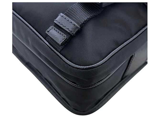 Saffiano Borsa a Spalla in Nylon e Pelle Nera Prada Nero - vista 11