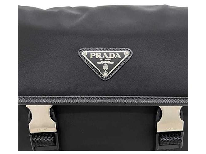 Saffiano Borsa a Spalla in Nylon e Pelle Nera Prada Nero - vista 9
