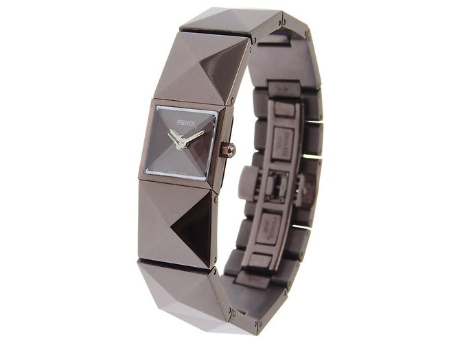 Fendi Pyramid Uhr 4260L - Ansicht 2