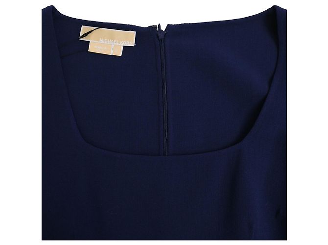 Michael Kors Midikleid mit quadratischem Ausschnitt aus marineblauer Wolle - Ansicht 4
