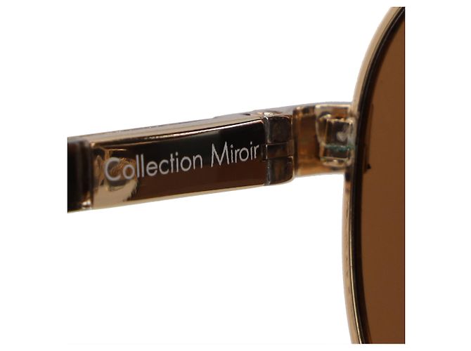 Timeless Chanel Pilot Sunglasses in Brown Metal Red - view 10