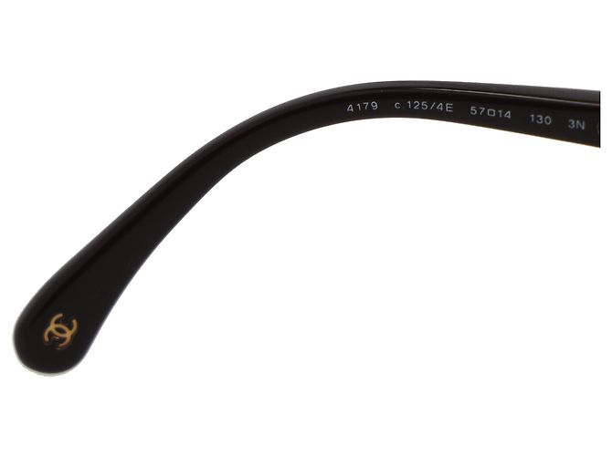 Timeless Chanel Pilot Sunglasses in Brown Metal Red - view 9