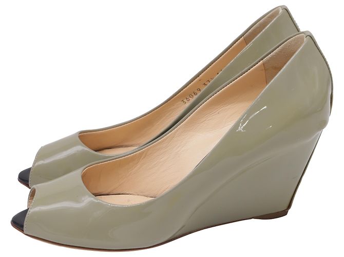 Giuseppe Zanotti Wedge Peep Toe Pumos in pelle verniciata verde - vista 4