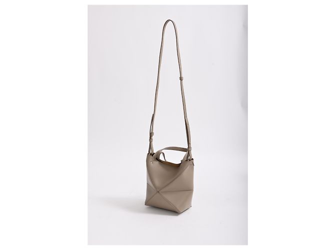 Borsa pieghevole Mini Puzzle Loewe in pelle di vitello beige - vista 6