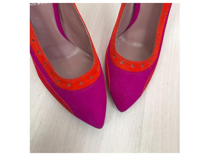 Miu Miu High Heels aus Wildleder Rot Dunkelviolett - Ansicht 6