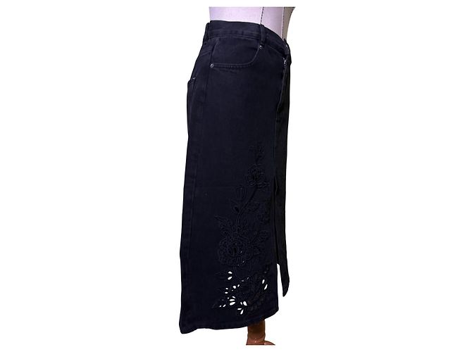 Falda midi de denim negro Richelieu con abertura frontal Farm Rio - vista 3