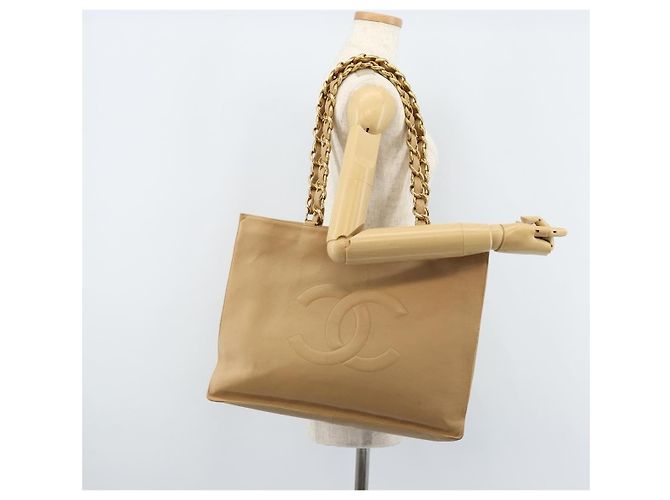 CHANEL Borsa Tote in Pelle Beige Oro CC Auth bs32770 D'oro - vista 22