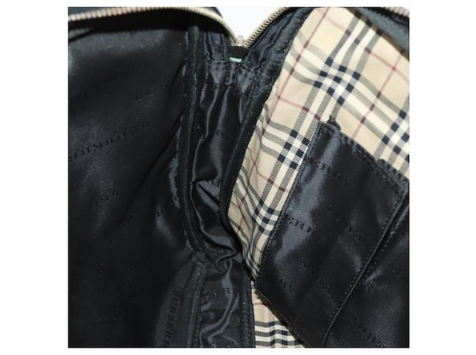 Borsa da lavoro BURBERRY in nylon nero e argento Auth ti3655 - vista 17
