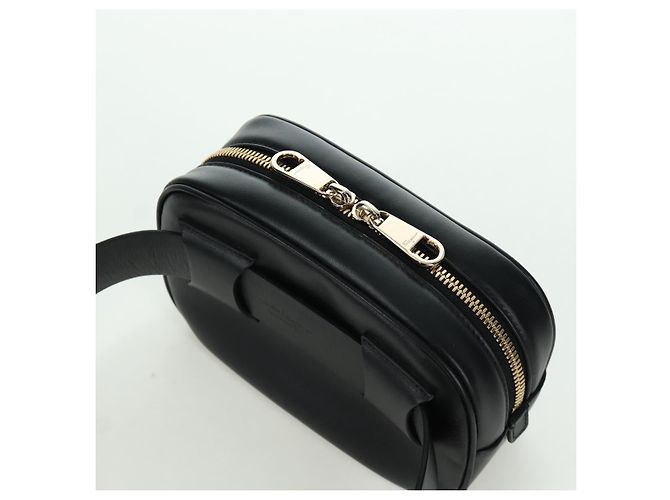 Borsa a vita Gancini in pelle nera e oro Auth ARZ136V di Salvatore Ferragamo - vista 6