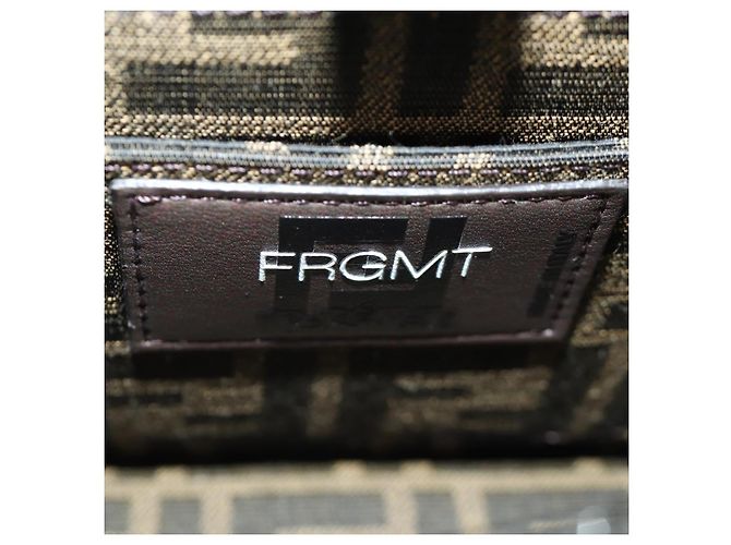 Borsa FENDI x FRGMT x POKMON Zucca Peek A Boo Dratini 2way Marrone Auth 167065SM - vista 26