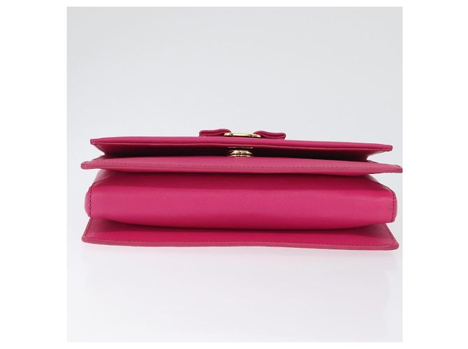 Borsa a Spalla Vala Chain in Pelle Rosa Oro Auth 172403 di Salvatore Ferragamo D'oro - vista 5