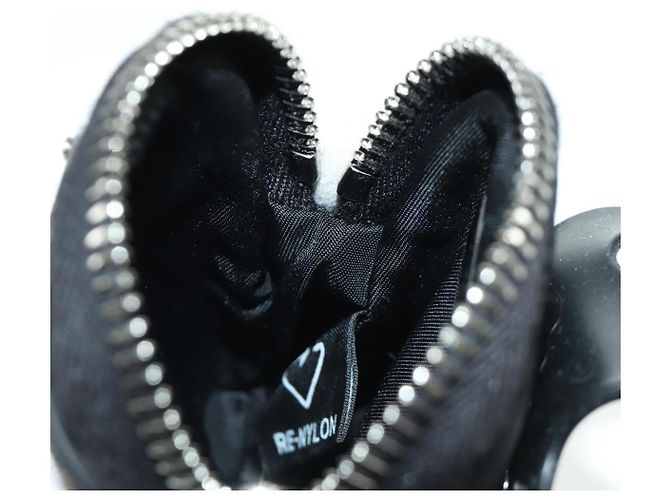Custodia per telefono PRADA in nylon nero argento autentica 172423M - vista 22