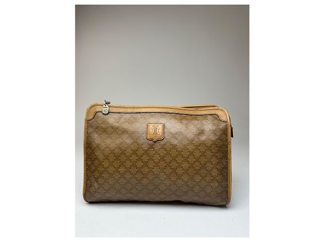 Céline Clutch in pelle monogramma Triomphe vintage di Celine beige oro marrone D'oro - vista 15