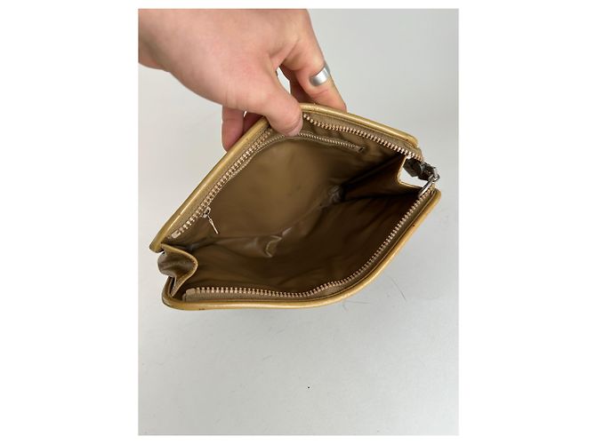 Céline Clutch in pelle monogramma Triomphe vintage di Celine beige oro marrone D'oro - vista 3