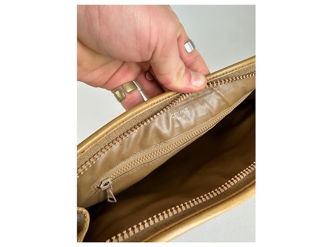 Céline Clutch in pelle monogramma Triomphe vintage di Celine beige oro marrone D'oro - vista 4