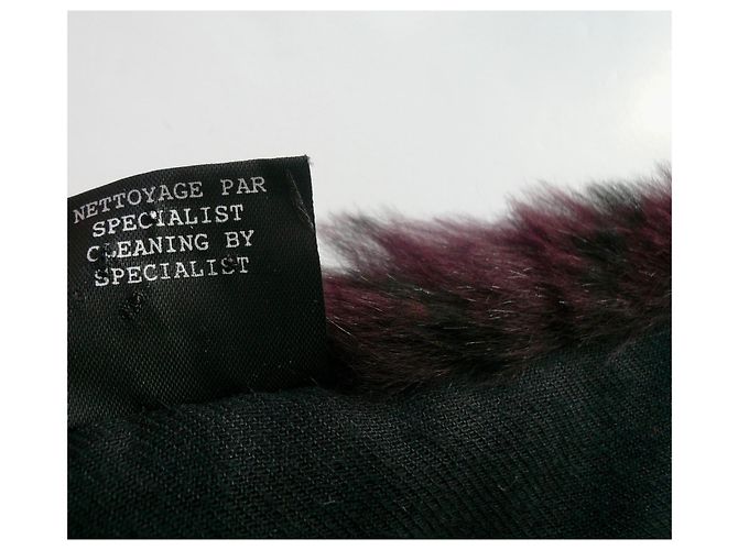 CHANEL Echarpe de pele e lã bordeaux e preta em Excelente Estado - vista 10