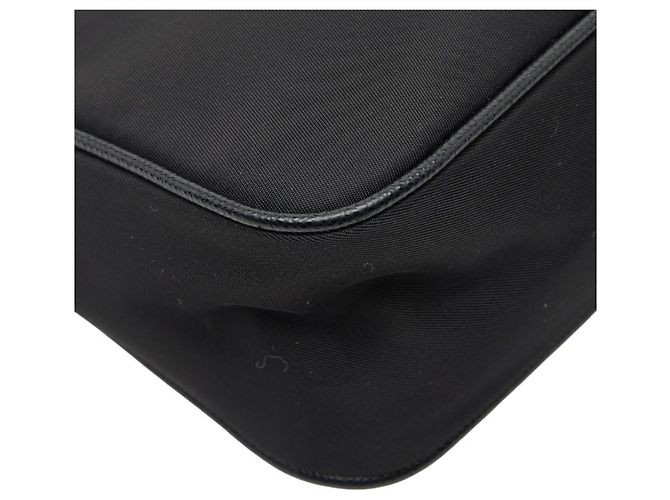 Saffiano Borsa a spalla Re-Edition 2005 in Re-Nylon di Prada Nero - vista 7