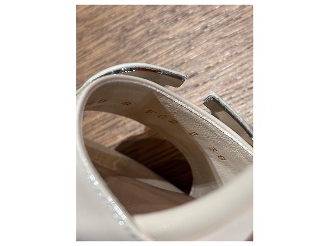 Sandali a piattaforma Vlogo di Valentino Garavani Beige - vista 4