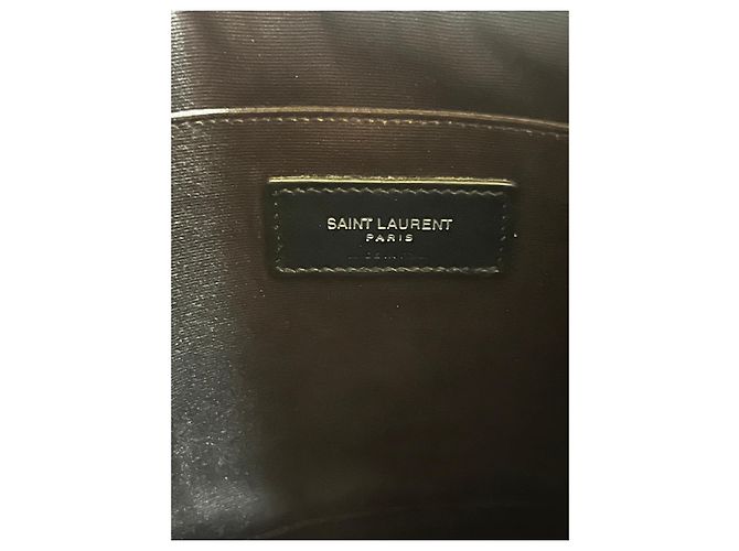 Pochete de couro preto Saint Laurent com emblema YSL - vista 5