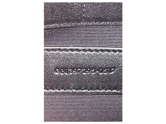 Pochete de couro preto Saint Laurent com emblema YSL - vista 8