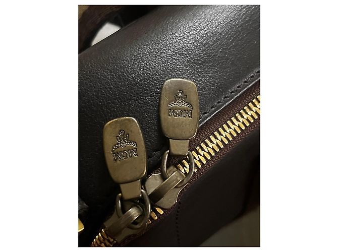 Mallette en cuir MCM Marron foncé - vue 9