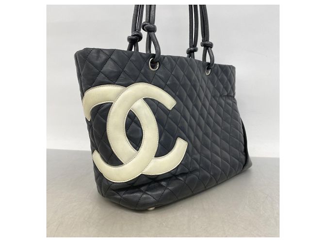 Chanel Cambon Lammleder Tote Bag Schwarz Weiß - Ansicht 2