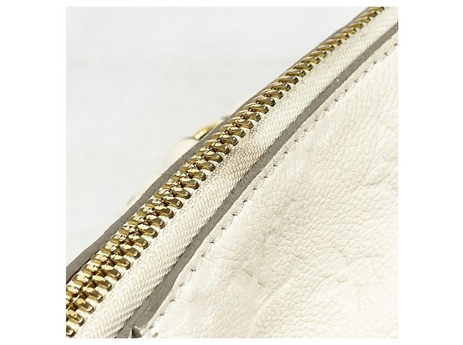 Borsa Tote Lumineuse PM in Monogram Empreinte Louis Vuitton Bianco - vista 7