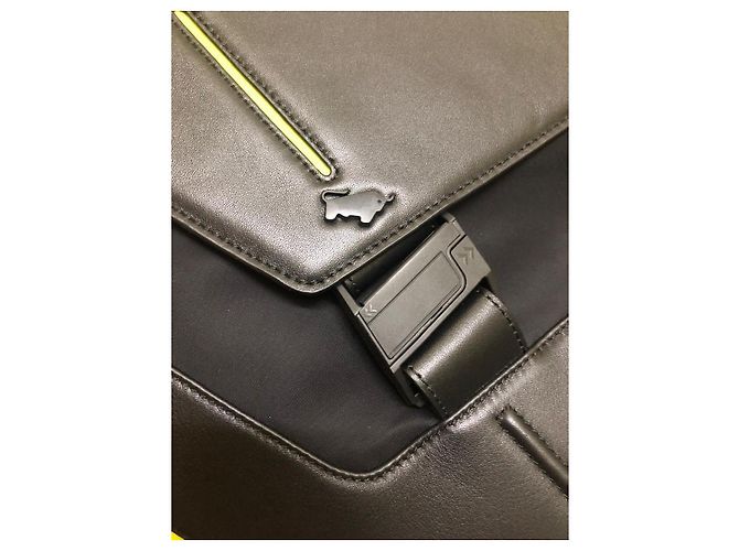Autre Marque Clutch in pelle e nylon nera Braun Büffel con accenti gialli Nero - vista 7