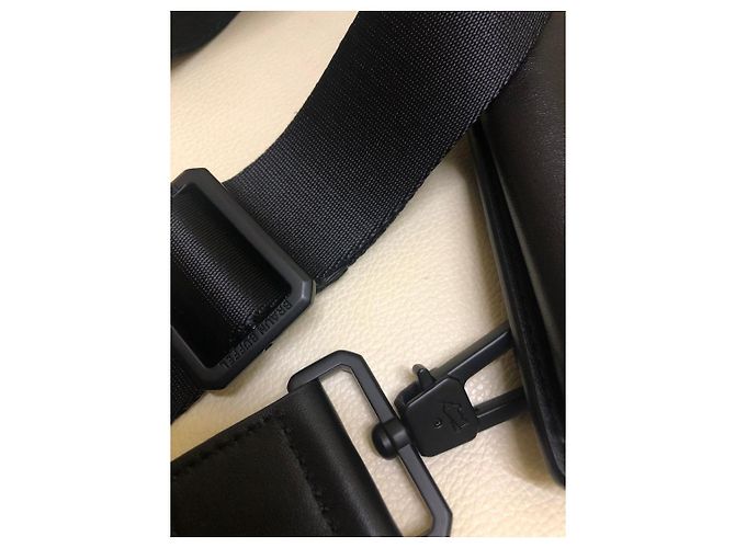 Autre Marque Clutch in pelle e nylon nera Braun Büffel con accenti gialli Nero - vista 9