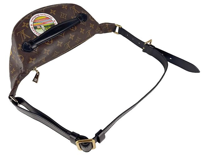 Louis Vuitton Monogram Macassar Fanny Pack Brown - view 10