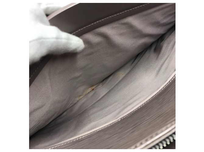 Borsa Croisette GM Epi Louis Vuitton Porpora - vista 17