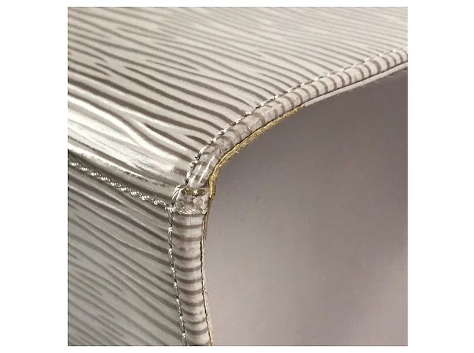 Borsa Croisette GM Epi Louis Vuitton Porpora - vista 8