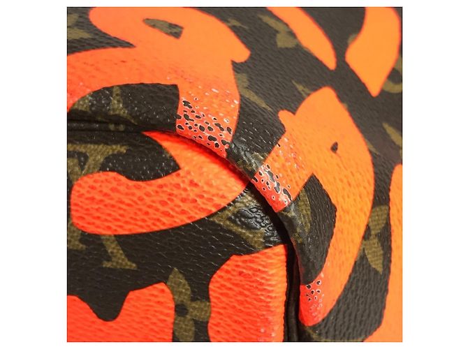 Borsa Neverfull GM Monogram Graffiti Louis Vuitton Marrone Arancione - vista 8