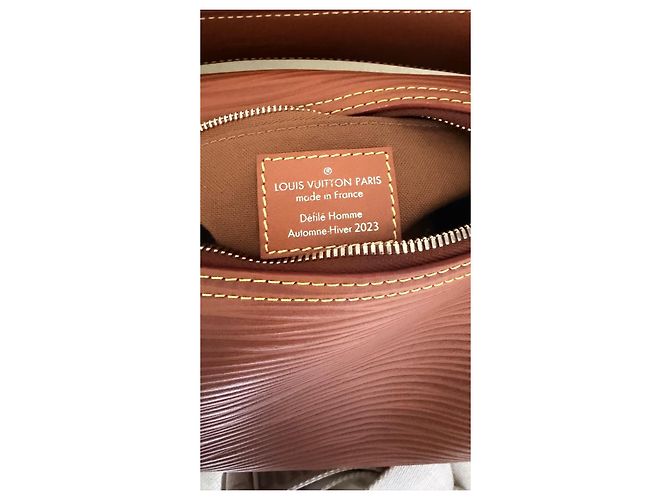 Louis Vuitton Speedy Bandoulière 20 in pelle Epi Marrone - vista 7