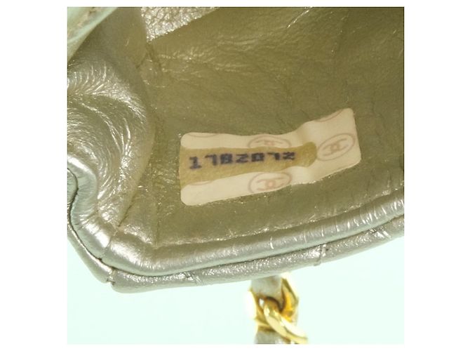 Timeless Borsa a Spalla in Pelle Chanel Chain Pochette Argento - vista 9