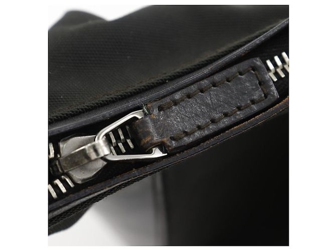Borsa a spalla in tela di nylon Gucci 001.3766 Nero - vista 15