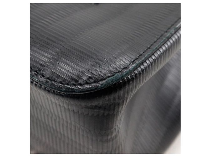 Borsa a spalla in pelle goffrata Gancini di Salvatore Ferragamo - vista 5