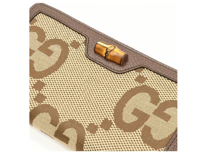Cartera larga Gucci Diana en lona GG Jumbo con bambú - vista 4