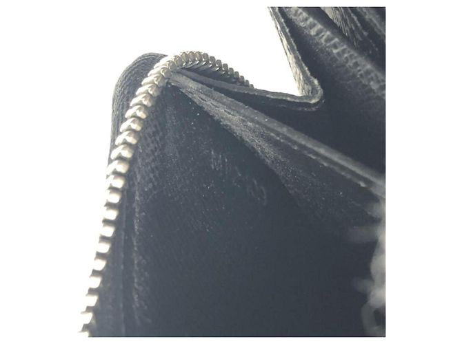 Monedero Zippy Taiga de Louis Vuitton Negro - vista 8