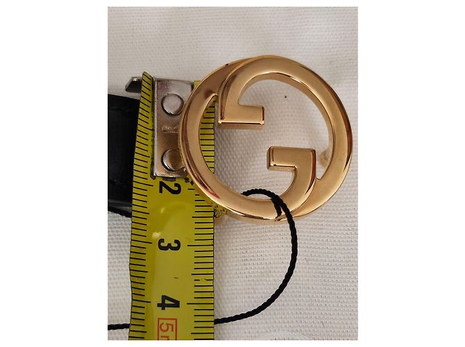 Gucci Marmont Gürtel aus schwarzem Leder - Ansicht 3