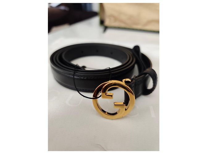 Gucci Marmont Gürtel aus schwarzem Leder - Ansicht 7