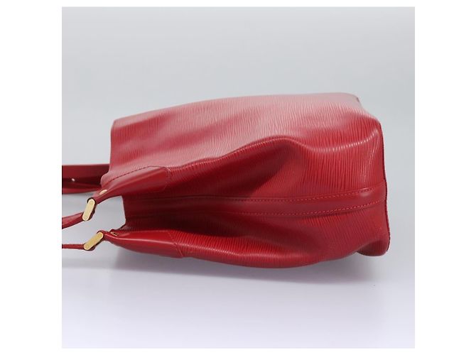 Borsa Louis Vuitton Mandara in pelle Epi MM Rosso - vista 3