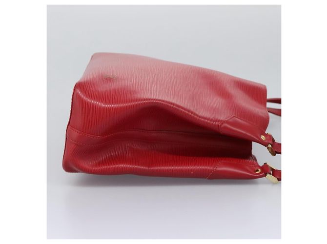 Borsa Louis Vuitton Mandara in pelle Epi MM Rosso - vista 4