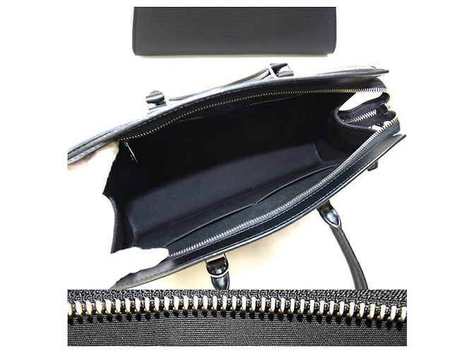 Borsa Louis Vuitton Epi Soufflot MM Nero - vista 2